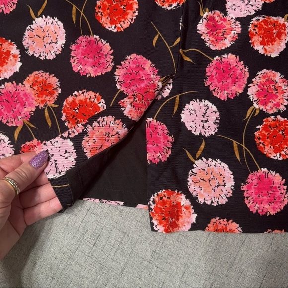 Talbots Floral Pencil Skirt Pink Coral Black Size 8 - Picture 7 of 9
